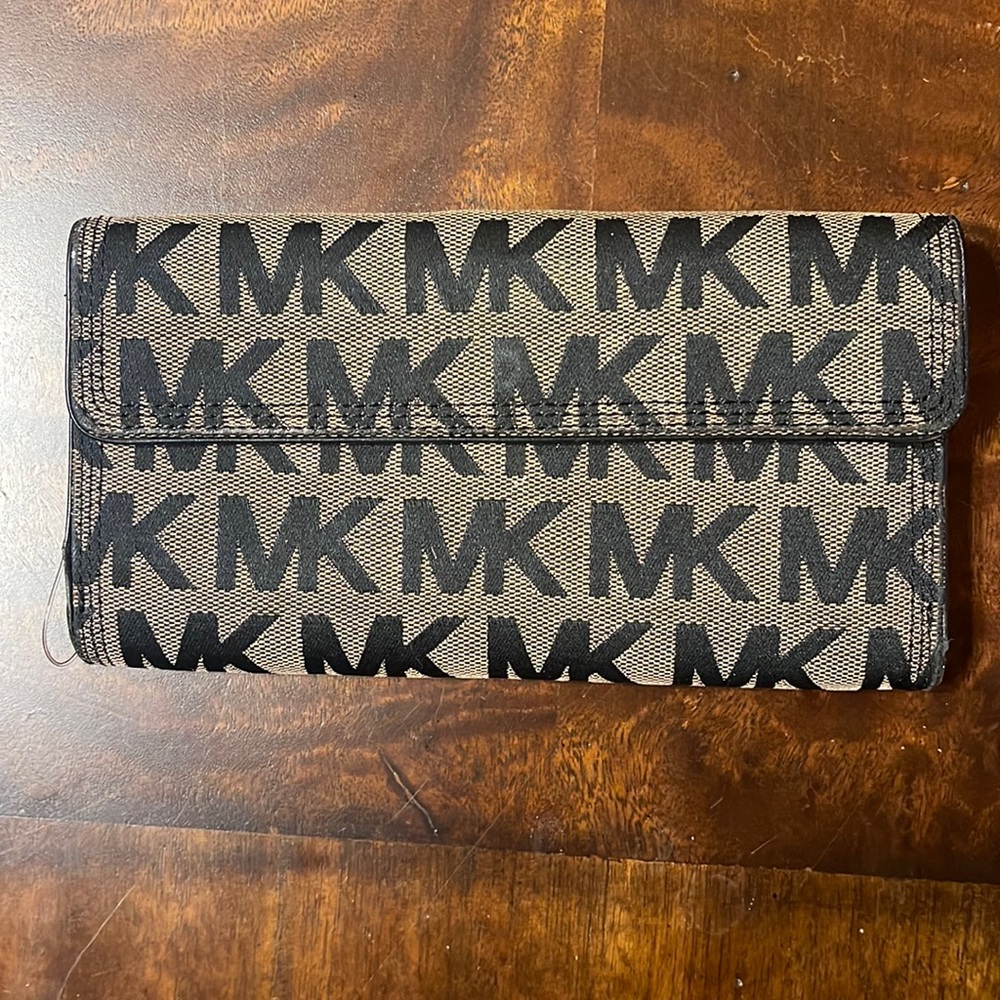 Michael Kors Black and Beige MK Logo Continental Wallet
